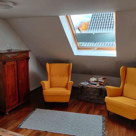 Tinyloft Lägenhet Oberzent Exteriör bild